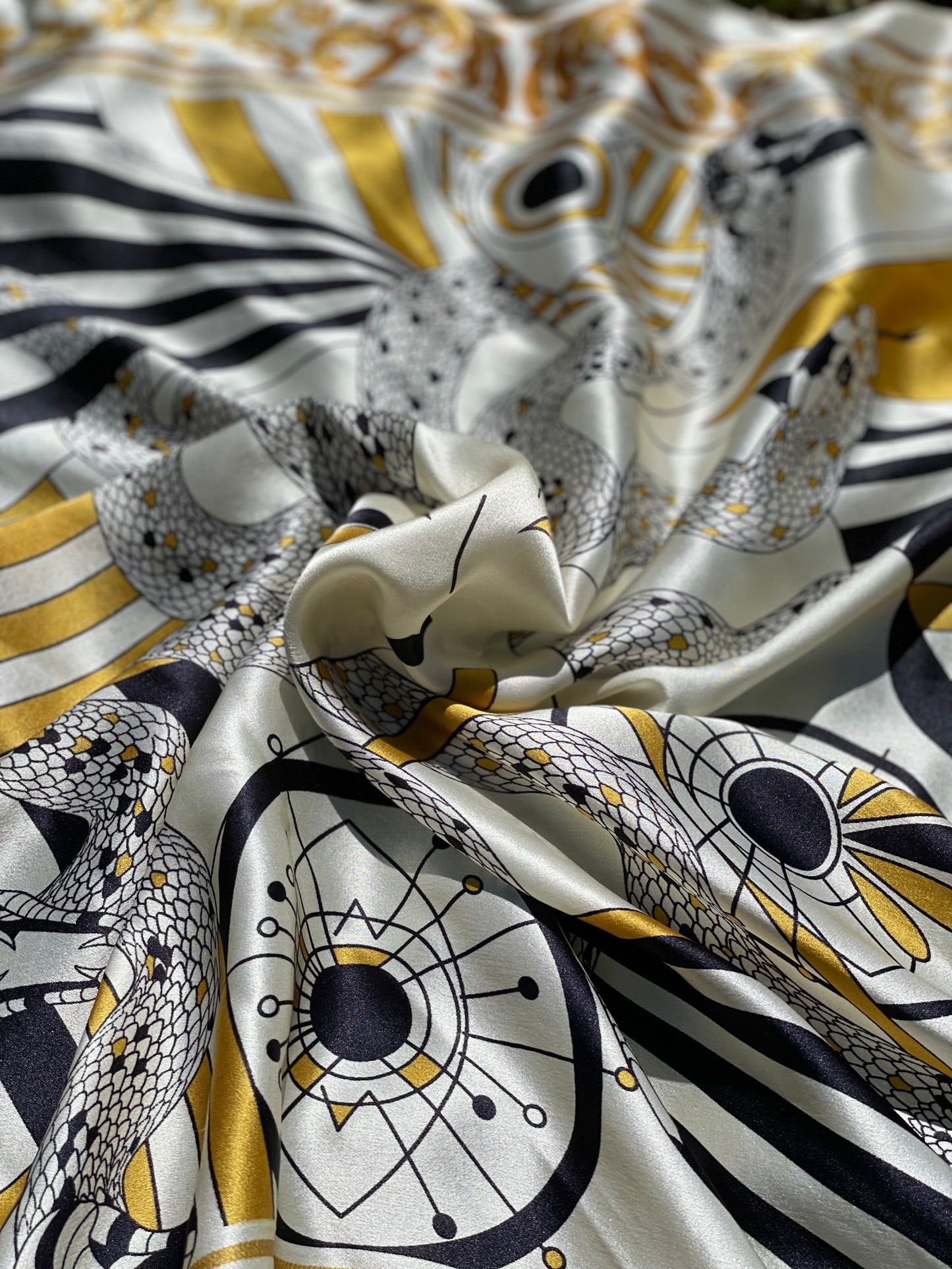 100% SEIDENFOULARD GOLD